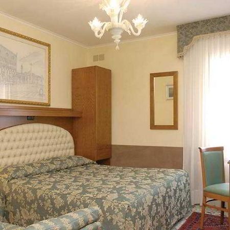 Hotel Il Moro Di Venezia Ngoại thất bức ảnh